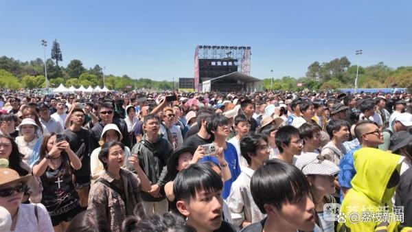 强强对话众望所归：全场观众热血澎湃