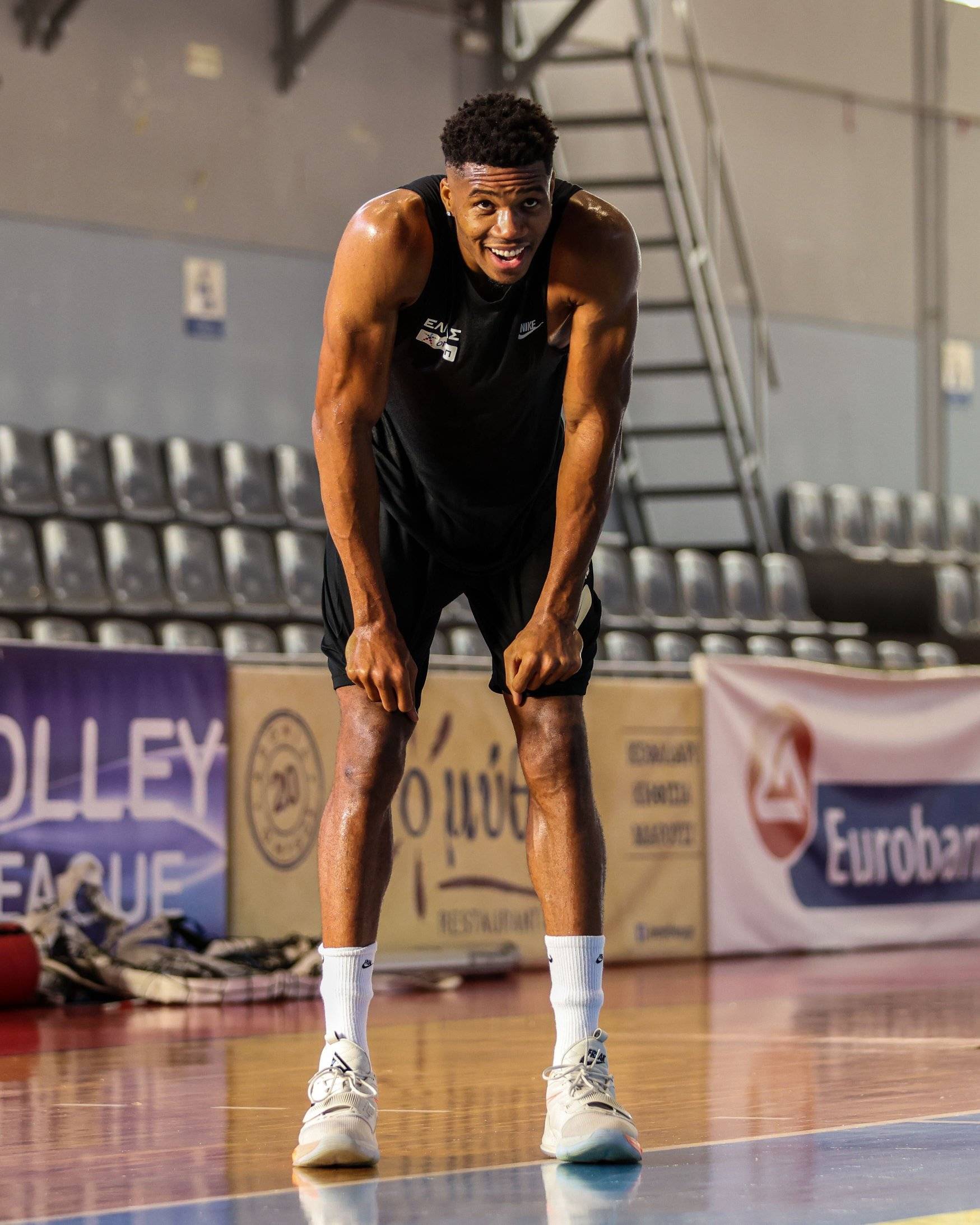 柏林联队风头正劲，轻松击败对手展露锋芒